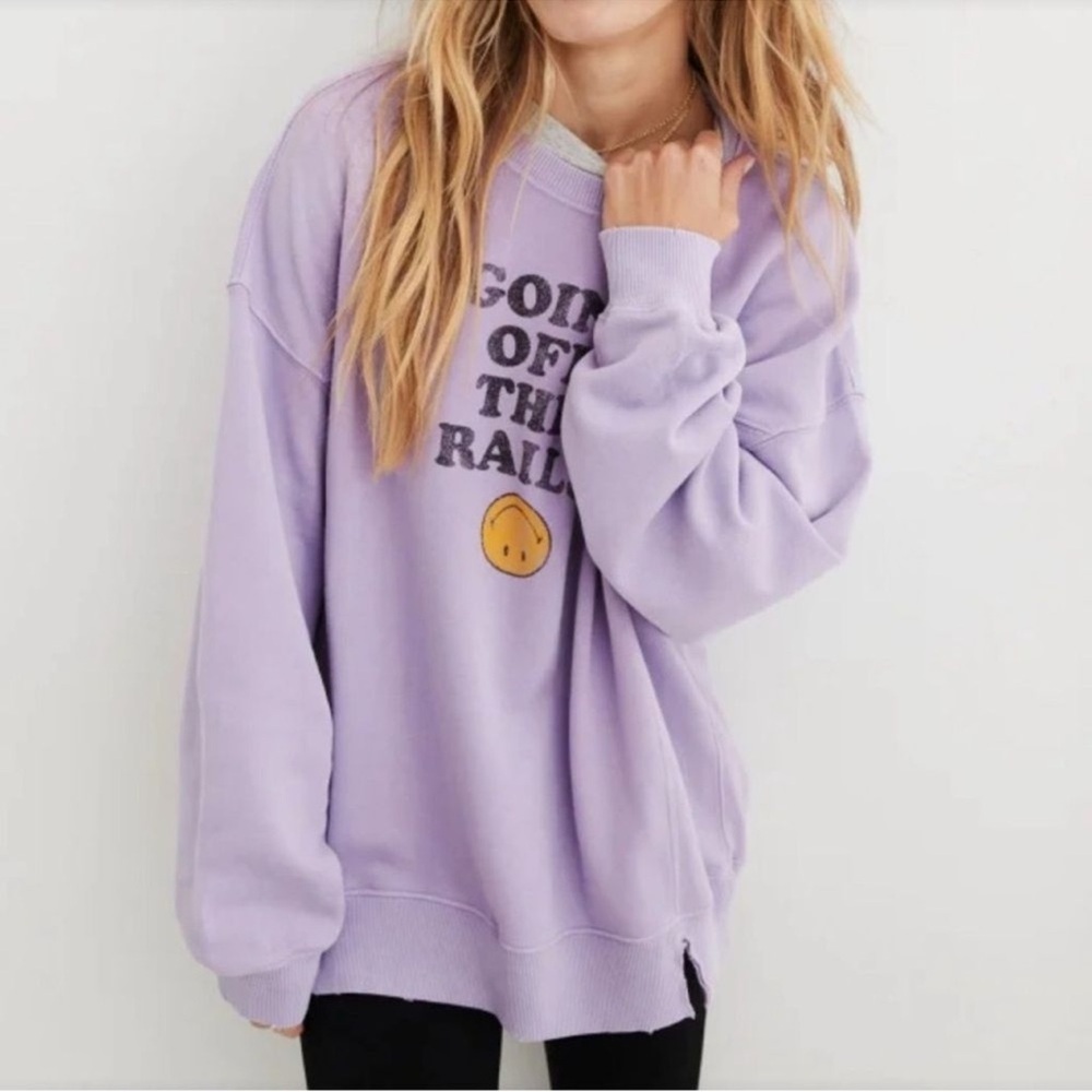 AERIE THE CHILL CREW Going off the Rails Sweatshirt XS